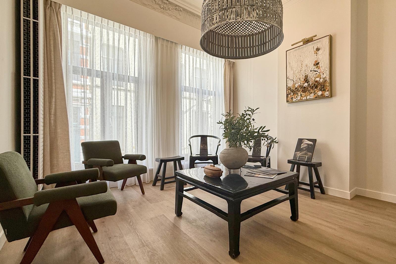 praktijkruimte Physis Antwerpen Praktijkruimte Ayana in Physis, lichte ruimte voor coaching of therapie in Antwerpen