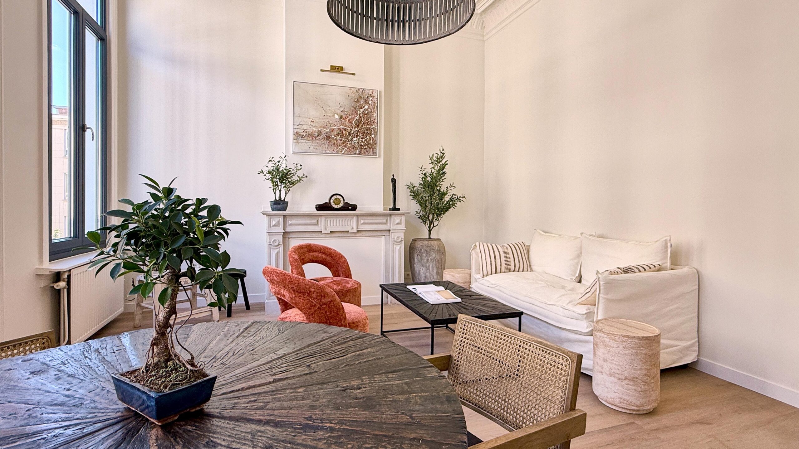 Praktijkruimte te huur Antwerpen praktijkruimte in Antwerpen met zithoek en daglicht